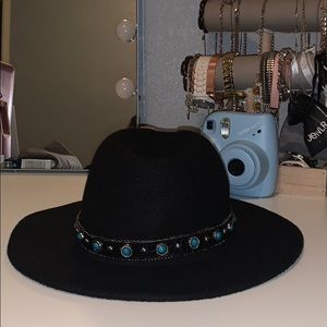 Black hat
